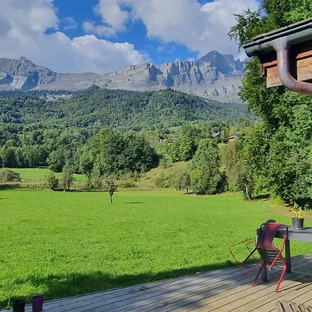 Alpstuga Dans La Vallee De Chamonix