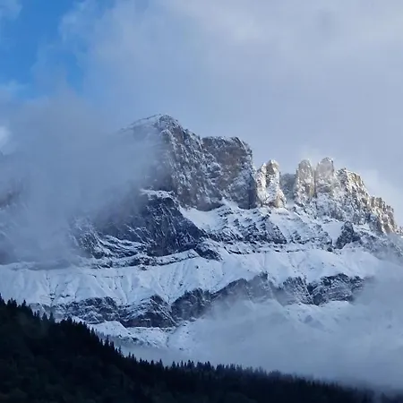 Chalet Dans La Vallee De Chamonix